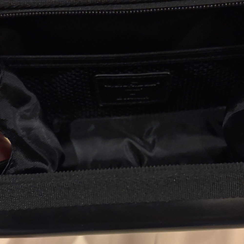 Salvatore Ferragamo Black travel clutch bag - Picture 8 of 9